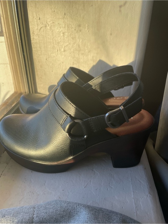 b.o.c. Shoes - B.O.C by BORN Cecila Platform Clog Heels